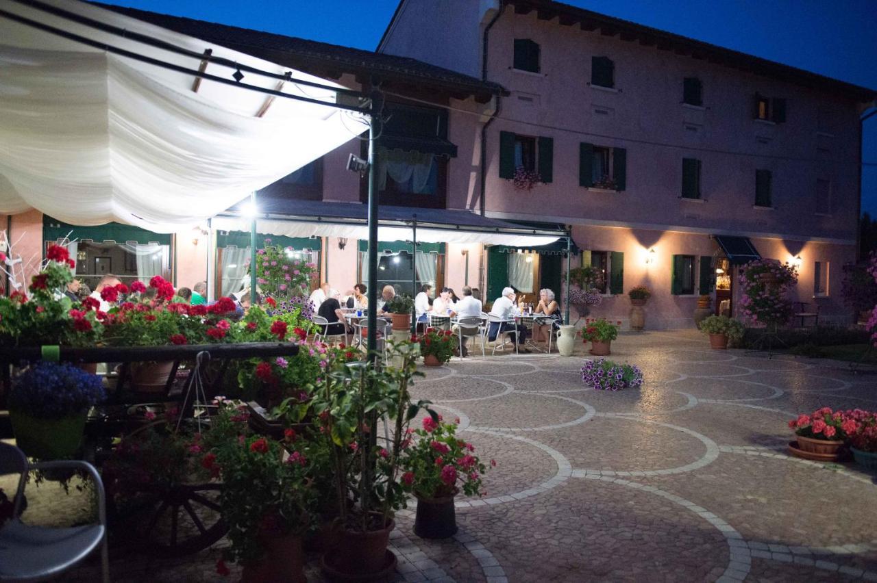 Osteria Alla Pasina Dosson Bagian luar foto